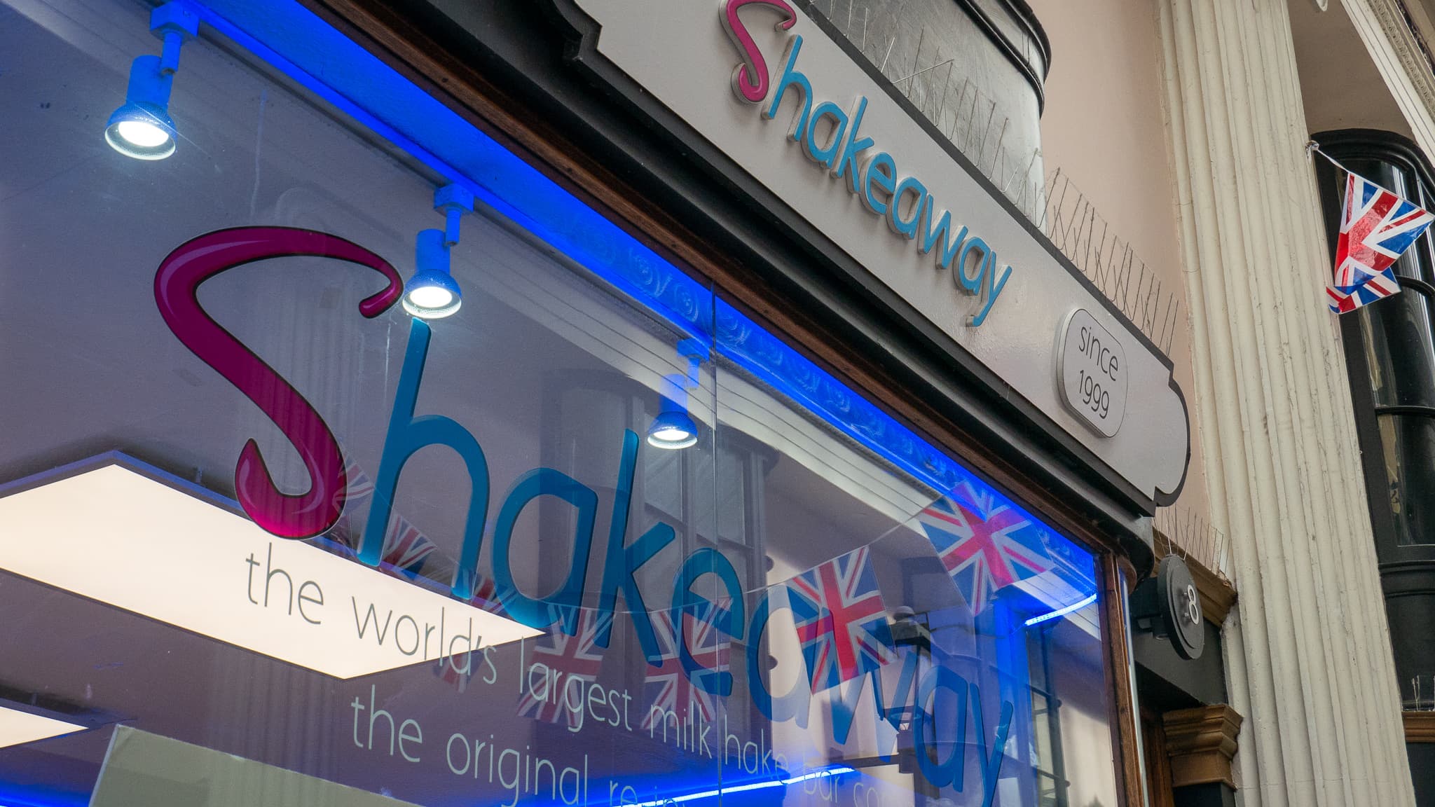 Shakeaway Launches New Menu!