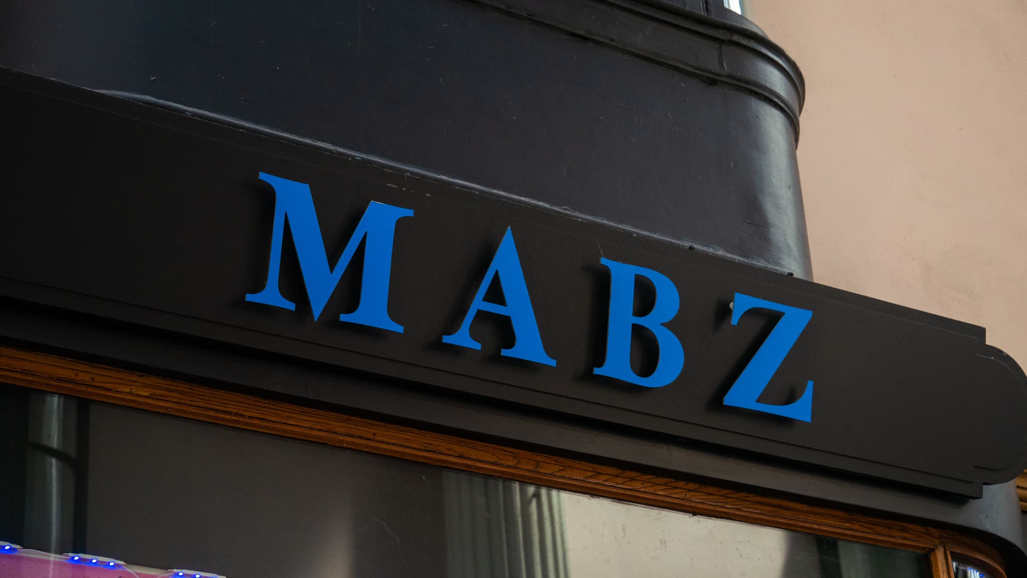 Is there anything Mabz can't do?!